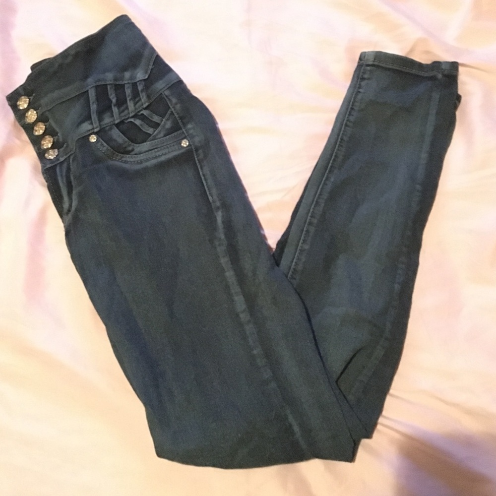 High Waisted Jeans